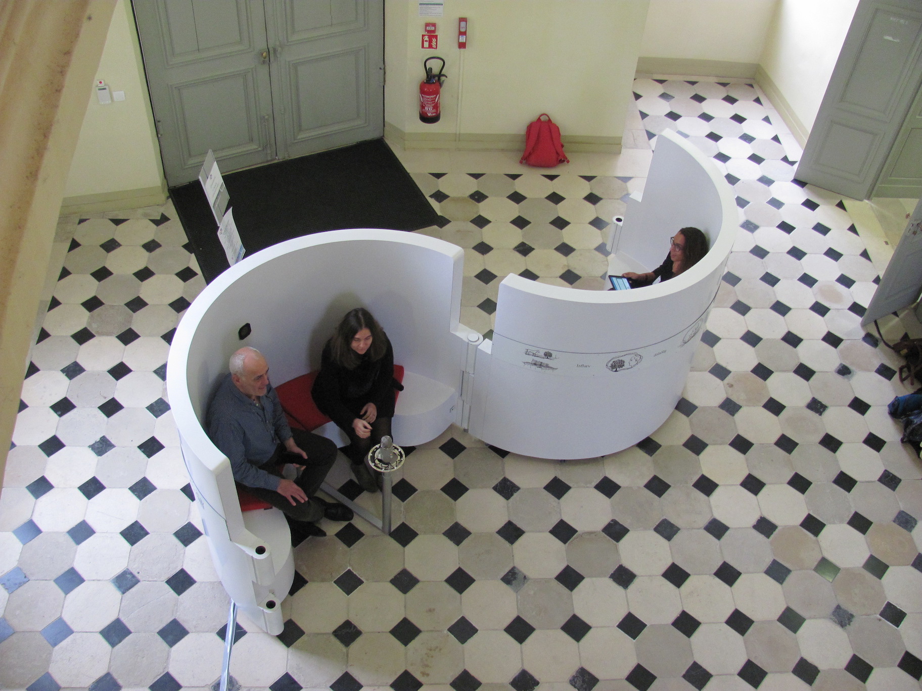 Capsule